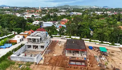 Construction progress Mutti Family Villas image_2 September 2025